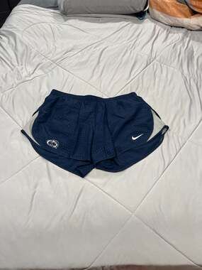 Nike Women's Penn State Nittany Lions Dri-FIT Tempo Running Shorts Navy Blue